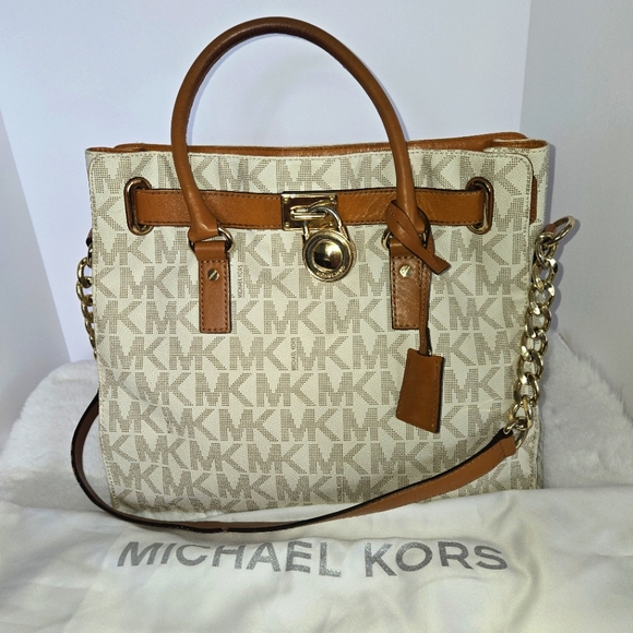 Michael Kors Handbags - Michael Kors Hamilton Signature Crean And Tan Tote with Dustbag -…